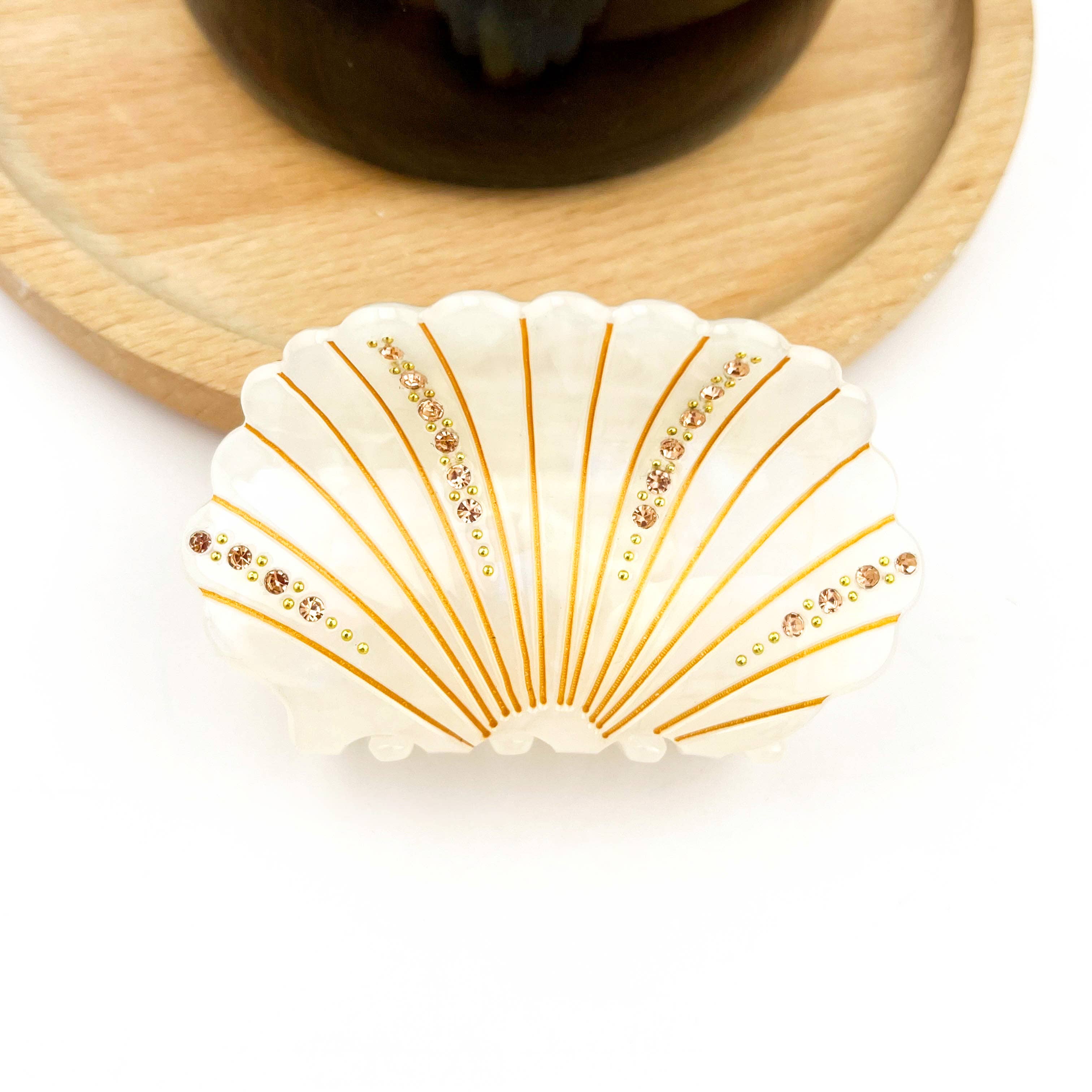 Crystal Shell Claw Clip
