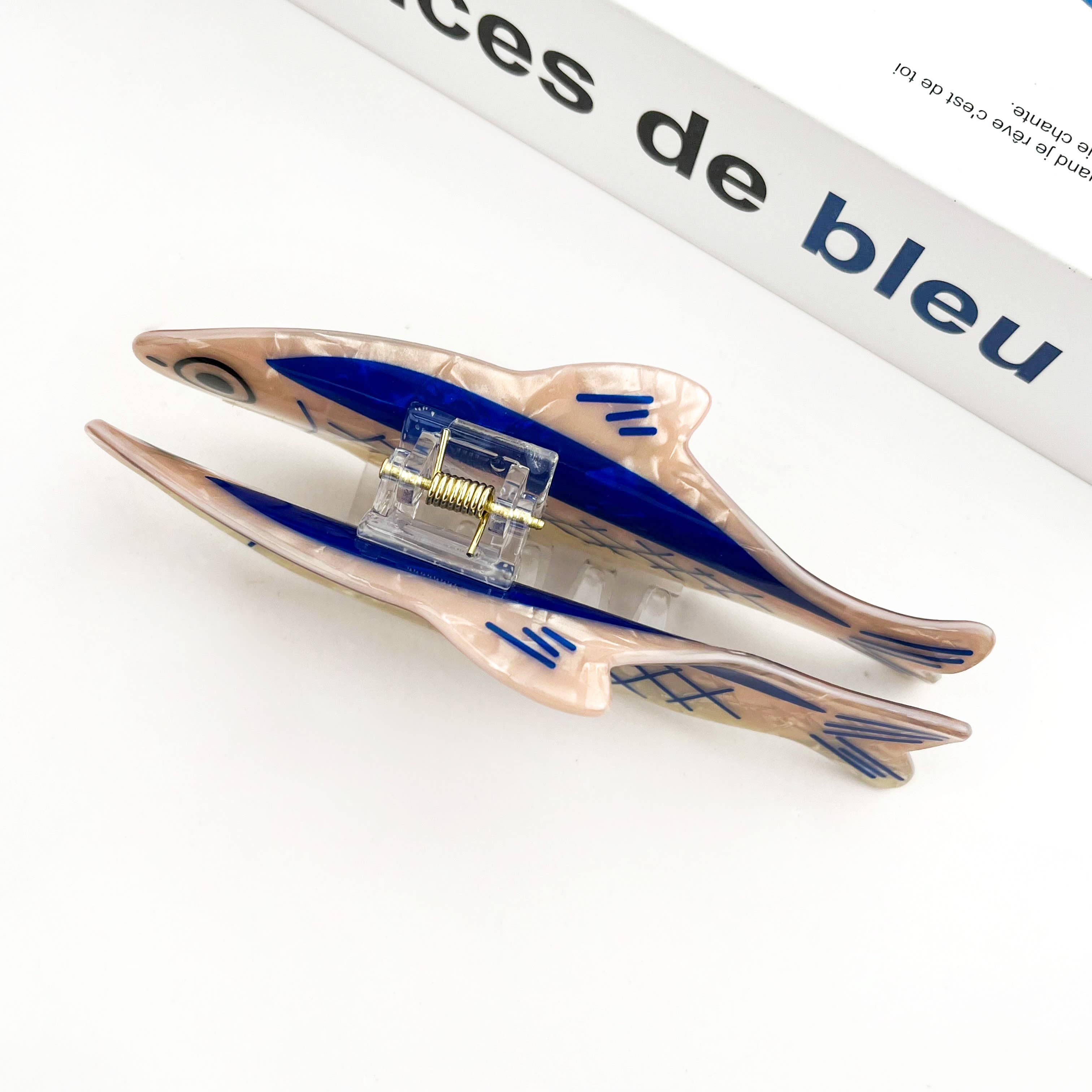 White Sardine Claw Clip